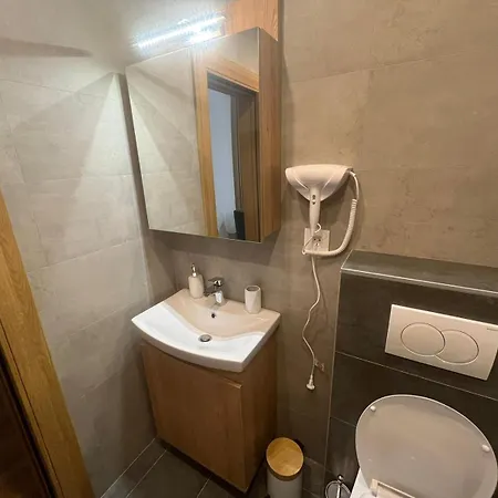 3 Monkeys - S3 Appartement