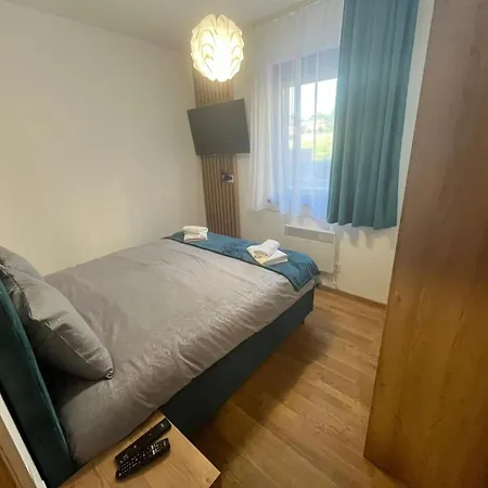 3 Monkeys - S3 Appartement *